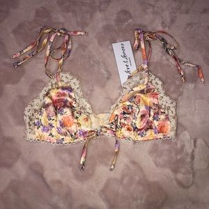 BRAND NEW For Love and Lemons Gardenia Bralette